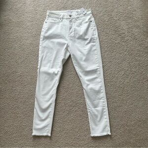 LOFT Curvy White High Rise Skinny Jeans